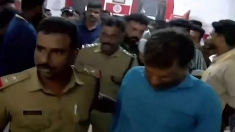 കേരള യൂണിവേഴ്‌സിറ്റി കലോത്സവത്തില്‍ കോഴ; മൂന്ന് വിധികര്‍ത്താക്കള്‍ അറസ്റ്റില്‍