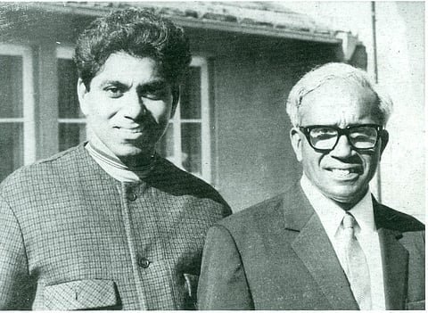 ബര്‍ലിനില്‍ ചികിത്സയ്ക്കായി എത്തിയ ഇ.എം.എസ് ബെര്‍ലിന്‍ കുഞ്ഞനന്തന്‍ നായര്‍ക്കൊപ്പം