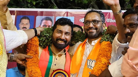 അനില്‍ ആന്റണിയും കെ സുരേന്ദ്രനും