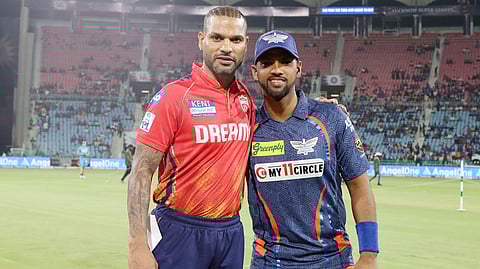 ധവാനും പൂരാനും