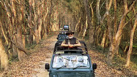 അസമിലെ കാസിരംഗ ദേശീയോദ്യാനത്തില്‍ പ്രധാനമന്ത്രി നരേന്ദ്ര മോദി ജീപ്പ് സവാരി നടത്തിയപ്പോള്‍