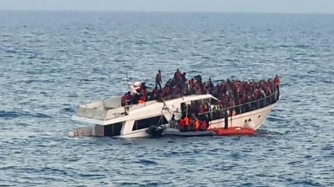 അല്‍ബേനിയയില്‍ കാര്‍ നദിയിലേക്ക് മറിഞ്ഞു, കുടിയേറ്റക്കാരെന്ന് സംശയം; 8  പേര്‍ മരിച്ചു