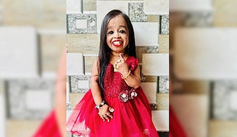 World's Shortest Woman Jyoti Amge Votes In Nagpur