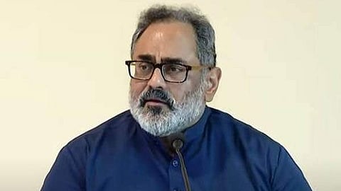 'ആദ്യം മുഖ്യമന്ത്രിയുടെ സെക്രട്ടറി, ഇപ്പോള്‍ എംപിയുടെ പിഎ, ഇവര്‍ സ്വര്‍ണക്കടത്തിലും പങ്കാളികളായി'; വിമര്‍ശിച്ച് രാജീവ് ചന്ദ്രശേഖര്‍