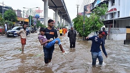 heavy rain in kochi, thiruvananthapuram