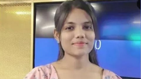 Telangana Woman Hit By Speeding Car While Crossing Road In US