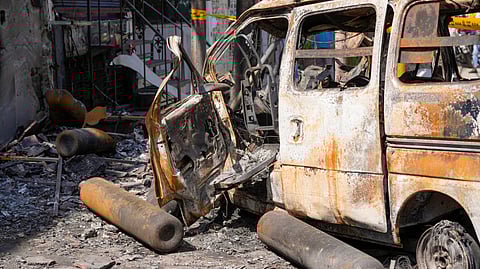  delhi hospital massive fire