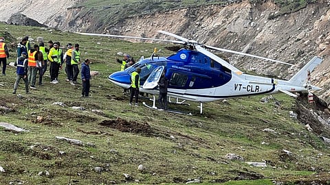 Chopper spins midair during Kedarnath landing. Heart-stopping visuals