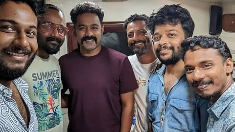 thalavan-team-asif-ali-farhan-new-movie