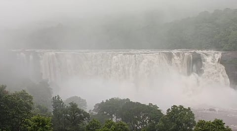 athirappilly falls