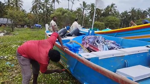 Fake color coded Tamil Nadu boats seized