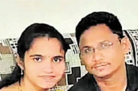 Hyderabad Physiotherapist Kills Wife And Toddler Daughters