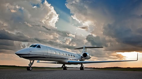 ma-yusuff-ali-airplane