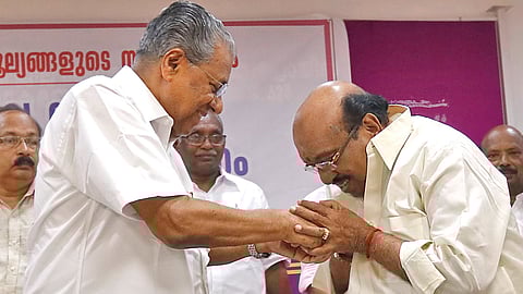 pinarayi, vellappally natesan