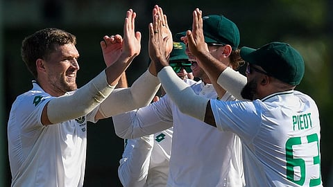 17 wickets fall on opening day