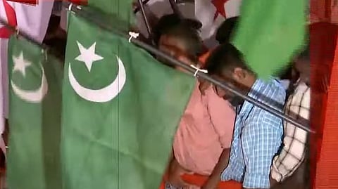 wayanad landslide protest gramin bank