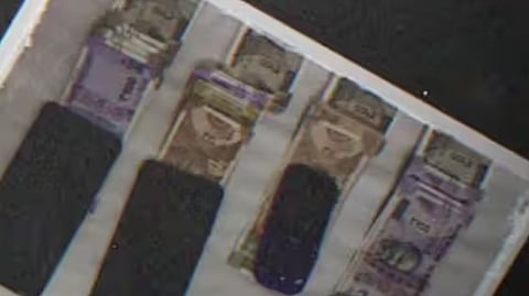 Four people, including Malayalees, arrested with fake currency