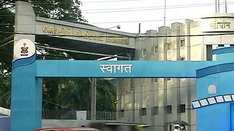 NIA team inspects Kochi Shipyard