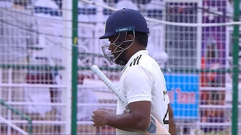 India A thump India D