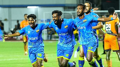 Kombans get first win