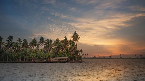 kumarakam