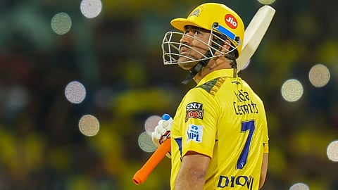 Dhoni sets a new record in IPL