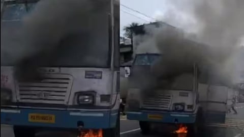 KSRTC bus carrying passengers catches fire