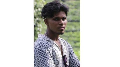  ട്രാക്ടറിനെ മറികടക്കുന്നതിനിടെ ജീപ്പ് എതിർദിശയിൽ നിന്ന് വന്ന ബൈക്കുമായി കൂട്ടിയിടിച്ചു; യുവാവിന് ദാരുണാന്ത്യം