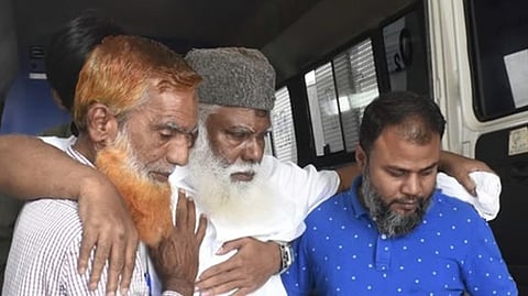 അഡ്വാനിയെ വധിക്കാന്‍ പദ്ധതിയിട്ടു, കോയമ്പത്തൂര്‍ സ്‌ഫോടനപരമ്പരയുടെ മുഖ്യ ആസൂത്രകന്‍ ബാഷ അന്തരിച്ചു