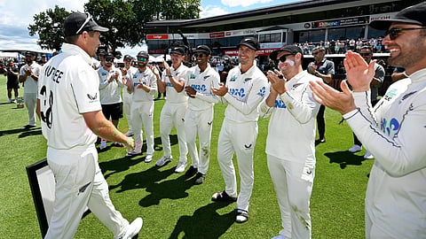 Southee makes a proud return; Kiwis win by 423 runs against England