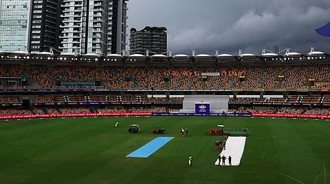 Poor light and rain; Brisbane Test drawn