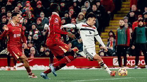 Man Utd, Liverpool share points