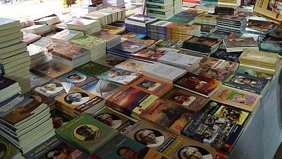 ആകെ 10 മാധ്യമ അവാര്‍ഡുകള്‍ ഏര്‍പ്പെടുത്തി