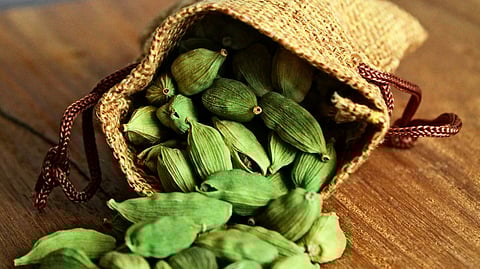 Attempt to cross border by evading tax; 2,000 kg of cardamom seized