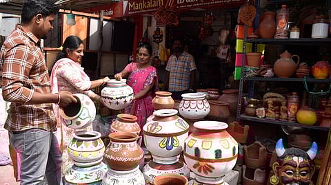 Pongal; Local holiday 