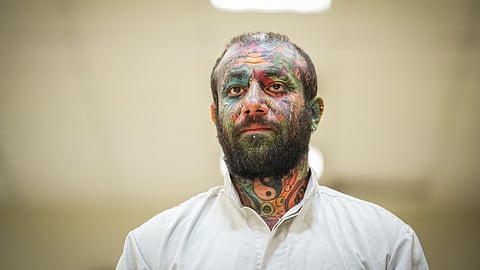 sentences pop star Tataloo to death