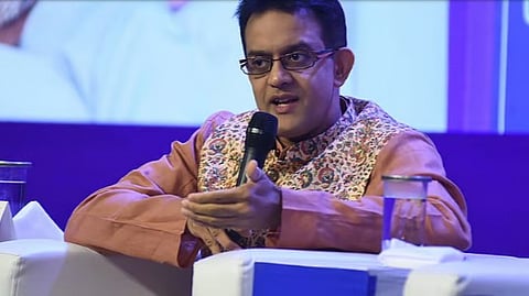 വിക്രം സമ്പത്ത്