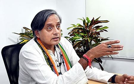 Sashi Tharoor