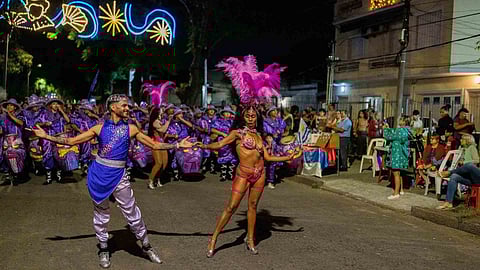 ഉറുഗ്വേയിലെ മോണ്ടെവീഡിയോയിൽ നടന്ന കാർണിവൽ പരേഡ്  