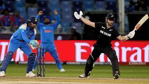 ചാംപ്യന്‍സ് ട്രോഫി:  ന്യൂസിലന്‍ഡും കടന്ന് ഇന്ത്യ, മിന്നും ജയം