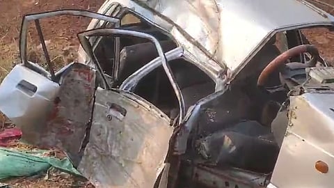 Car loses control and hits tree