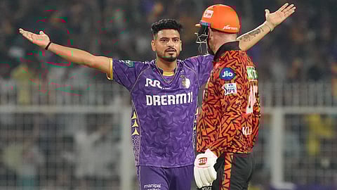 All-round Kolkata thump Hyderabad at Eden Gardens