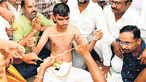 NEET candidate asked to remove janivara in Kalaburagi