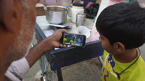 children's mobile phone use