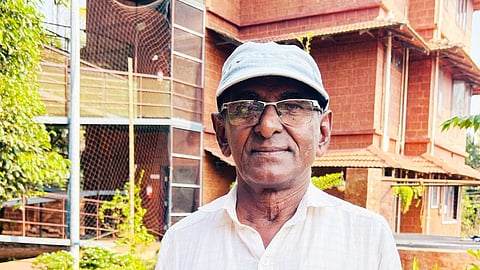 തുടക്കം നക്സലൈറ്റായി, ഒടുവില്‍ ഗാന്ധിയന്‍ സമരമായി, എന്‍ഡോസള്‍ഫാന്‍ സമരത്തിനു പിന്നലെ നേതൃശക്തിയായ അമ്പലത്തറ കുഞ്ഞിക്കൃഷ്ണന്റെ ജീവിതം 