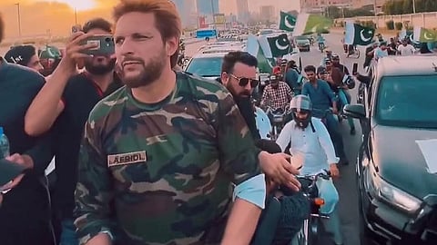 shahid afridi leads victory ralley karachi