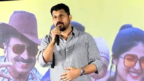 negative review Listin Stephen directly calls vlogger  