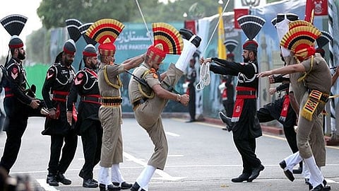 Beating Retreat ceremony , Attari, Hussainiwala, Sadqi