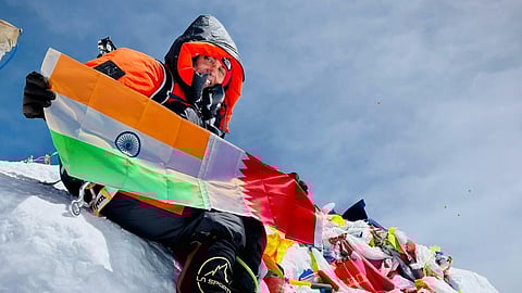 Safreena Latheef, Everest, 