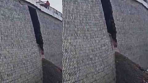 kooriyad-nh66-wall-again-collapsed